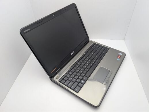 Ноутбук Dell Inspiron M5010 / 15.6" (1366x768) TN / AMD Athlon ll P360 (2 ядра по 2.3 - 3.2 GHz) / 6 GB DDR3 / 500 GB HDD / AMD Radeon HD 4650, 1 GB GDDR3, 128-bit / WebCam / DVD-ROM