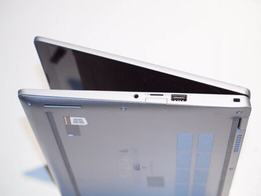 Ультрабук-трансформер Б-класс Dell Latitude 5310 2-in-1 / 13.3" (1920x1080) IPS Touch / Intel Core i7-10810U (6 (12) ядра по 1.1 - 4.9 GHz) / 16 GB DDR4 / 512 GB SSD / Intel UHD Graphics / WebCam