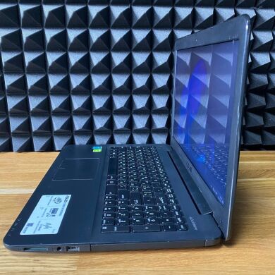 Ноутбук Asus F554L / 15.6" (1366x768) TN / Intel Core i5-4210U (2 (4) ядра по 1.7 - 2.7 GHz) / 12 GB DDR3 / 256 GB SSD / nVidia GeForce GT 820M, 2 GB GDDR3, 64-bit / WebCam