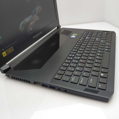 Игровой ноутбук Acer Predator PT715-51 Black / 15.6" (1920х1080) IPS / Intel Core i7-7700HQ (4 (8) ядра по 2.8 - 3.8 GHz) / 32 GB DDR4 / 512 GB SSD+512 GB SSD / nVidia GeForce GTX 1080 Max-Q, 8 GB GDDR5X, 256-bit / WebCam / USB 3.0