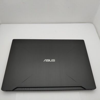 Игровой ноутбук Asus FX503V / 15.6" (1920х1080) IPS / Intel Core i7-7700HQ (4 (8) ядра по 2.8 - 3.8 GHz) / 16 GB DDR4 / 240 GB SSD+1 TB HDD / nVidia GeForce GTX 1050, 4 GB GDDR5, 128-bit / WebCam / USB 3.0 / HDMI Игровой ноутбук Asus FX503V / 15.6" (1920х1080) IPS / Intel Core i7-7700HQ (4 (8) ядра по 2.8 - 3.8 GHz) / 16 GB DDR4 / 240 GB SSD+1 TB HDD / nVidia GeForce GTX 1050, 4 GB GDDR5, 128-bit / WebCam / USB 3.0 / HDMI