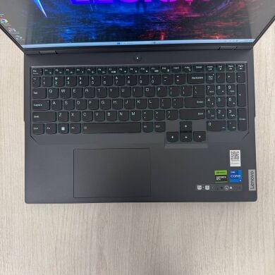 Игровой ноутбук Lenovo Legion Pro 5 16IRX8 / 16" (2560x1600) IPS / Intel Core i7-13700HX (16 (24) ядра по 3.7 - 5.0 GHz) / 16 GB DDR5 / 512 GB SSD / nVidia GeForce RTX 4070, 8 GB GDDR6, 128-bit / WebCam Игровой ноутбук Lenovo Legion Pro 5 16IRX8 / 16" (2560x1600) IPS / Intel Core i7-13700HX (16 (24) ядра по 3.7 - 5.0 GHz) / 16 GB DDR5 / 512 GB SSD / nVidia GeForce RTX 4070, 8 GB GDDR6, 128-bit / WebCam