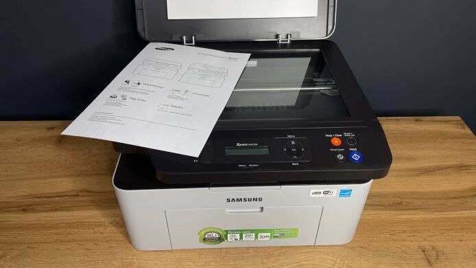 МФУ Samsung Xpress SL-M2070 / Лазерная монохромная печать / 1200x1200 dpi / 20 стр/мин / A4 / USB 2.0, Ethernet