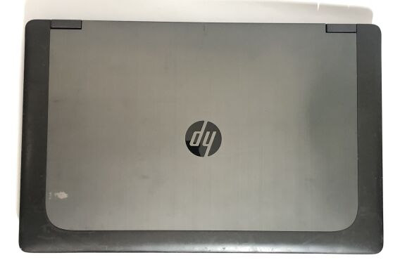 Мобільна робоча станція Б-клас HP ZBook 17 G2 / 17.3" (1920x1080) TN / Intel Core i7-4810MQ (4 (8) ядра по 2.8 - 3.8 GHz) / 16 GB DDR3 / 256 GB SSD / nVidia Quadro K4100M, 4 GB GDDR5, 256-bit / WebCam / DVD-ROM / Win 10 Pro