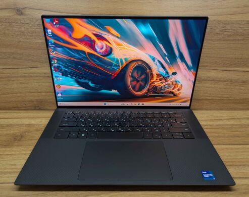 Мобільна робоча станція Dell Precision 5560 / 15.6" (3840x2160) IPS Touch / Intel Core i7-11850H (8 (16) ядер по 2.5 - 4.8 GHz) / 32 GB DDR4 / 512 GB SSD / nVidia Quadro T1200, 4 GB GDDR6, 128-bit / WebCam / Windows 11