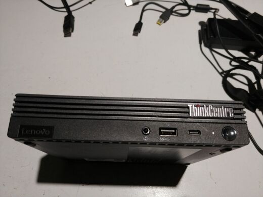 Неттоп Lenovo Thinkcentre m75q Gen2 USFF / AMD Ryzen 3 PRO 5350GE (4 (8) ядер по 3.6 - 4.2 GHz) / 8 GB DDR4 / 256 GB SSD / AMD RX Vega 6 / USB 3.1 / Windows 11 / Блок питания в комплекте