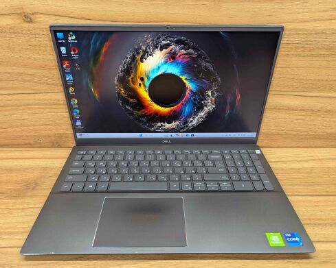 Ноутбук Б-класс Dell Vostro 5502 / 15.6" (1920x1080) IPS / Intel Core i7-1165G7 (4 (8) ядра по 2.8 - 4.7 GHz) / 16 GB DDR4 / 512 GB SSD / nVidia GeForce MX330, 2 GB GDDR5, 64-bit / WebCam / TouchID / Windows 11