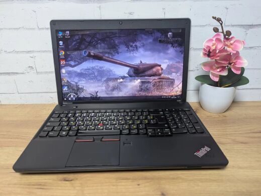 Ноутбук Б-класс Lenovo ThinkPad E535 / 15.6" (1366x768) TN / AMD A8-4500M (4 ядра по 1.9 - 2.8 GHz) / 8 GB DDR3 / 240 GB SSD / AMD Radeon HD 7640G Graphics / WebCam