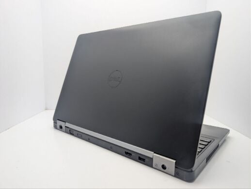 Ноутбук Dell Latitude E5570 / 15.6" (1920x1080) TN / Intel Core i5-6300U (2 (4) ядра по 2.4 GHz) / 8 GB DDR4 / 120 GB SSD / Intel HD Graphics 520 / WebCam Ноутбук Dell Latitude E5570 / 15.6" (1920x1080) TN / Intel Core i5-6300U (2 (4) ядра по 2.4 GHz) / 8 GB DDR4 / 120 GB SSD / Intel HD Graphics 520 / WebCam