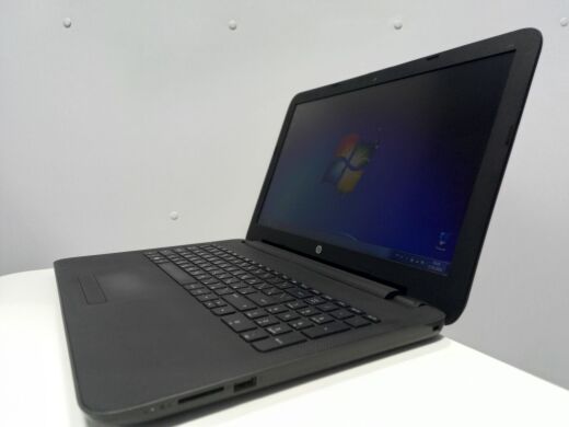 Ноутбук HP 255 G4 / 15.6" (1366х768) TN / AMD E1-6015 (2 ядра по 1.4 GHz) / 4 GB DDR3 / 500 GB HDD / AMD Radeon R2 Graphics / WebCam / АКБ не держит