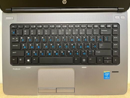 Ноутбук HP ProBook 640 G1 / 14" (1366x768) TN / Intel Core i5-4200M (2 (4) ядра по 2.5 - 3.1 GHz) / 8 GB DDR3 / 120 GB SSD / Intel HD Graphics 4600 / WebCam / АКБ не держит