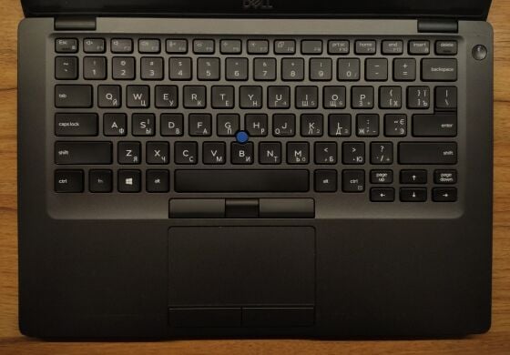 Ультрабук Б-клас Dell Latitude 5401 / 14" (1920x1080) IPS / Intel Core i5-9400H (4 (8) ядра по 2.5 - 4.3 GHz) / 16 GB DDR4 / 512 GB SSD / nVidia GeForce MX150, 2 GB GDDR5, 64-bit / WebCam / Windows 10 Ультрабук Б-клас Dell Latitude 5401 / 14" (1920x1080) IPS / Intel Core i5-9400H (4 (8) ядра по 2.5 - 4.3 GHz) / 16 GB DDR4 / 512 GB SSD / nVidia GeForce MX150, 2 GB GDDR5, 64-bit / WebCam / Windows 10