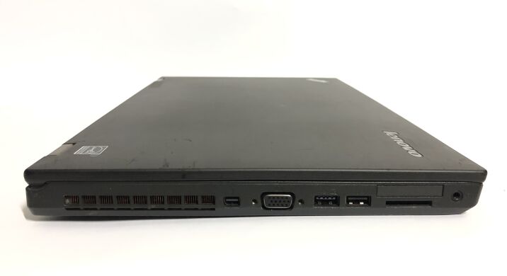 Мобільна робоча станція Б-клас Lenovo ThinkPad W540 / 15.6" (1920x1080) TN / Intel Core i7-4710MQ (4 (8) ядра по 2.5 - 3.5 GHz) / 8 GB DDR3 / 256 GB SSD / nVidia Quadro K1100M, 2 GB GDDR5, 128-bit / WebCam / DVD-ROM / Win 10 Pro