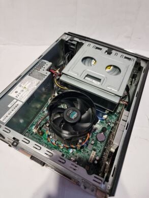 Комплект ПК: Acer Aspire XC600 SFF / Intel Core i5-3470 (4 ядра по 3.2 - 3.6 GHz) / 8 GB DDR3 / 500 GB HDD / nVidia GeForce GT 625, 2 GB DDR3, 64-bit / DVD-RW + Монитор Acer V226HQL / 22" (1920x1080) TN / 1x DVI, 1x VGA