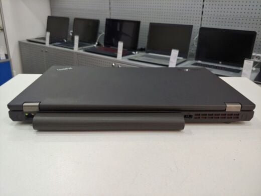 Ігровий ноутбук Lenovo ThinkPad W541 / 15.6" (1920x1080) TN / Intel Core i7-4700QM (4 (8) ядра по 2.4 - 3.4 GHz) / 8 GB DDR3 / 240 GB SSD / NVIDIA Quadro K2100M, 2 GB GDDR5, 128-bit / DVD-RW / WebCam 