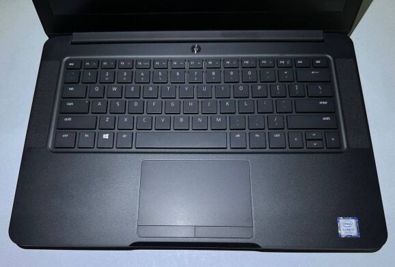 Ігровий ноутбук Razer Blade 14 RZ09-0195 / 14" (1920x1080) IPS / Intel Core i7-7700HQ (4 (8) ядра по 2.8 - 3.8 GHz) / 16 GB DDR4 / 512 GB SSD / nVidia GeForce GTX 1060, 6 GB GDDR5, 192-bit / WebCam