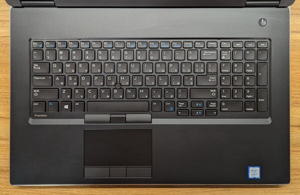 Мобільна робоча станція Dell Precision 7730 / 17.3" (1920x1080) IPS / Intel Core i5-8400H (4 (8) ядра по 2.5 - 4.2 GHz) / 16 GB DDR4 / 512 GB SSD / nVidia Quadro P3200, 6 GB GDDR5, 192-bit / Windows 10