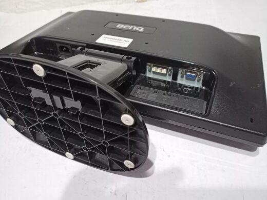 Комплект ПК Б-класс: Fujitsu Esprimo E500 E85+ SFF / Intel Core i3-2120 (2 (4) ядра по 3.3 GHz) / 8 GB DDR3 / 250 GB HDD / Intel HD Graphics 2000 / DVD-ROM + Монитор BenQ G2020HD / 20" (1600x900) TN / 1x DVI, 1x VGA / VESA 100x100