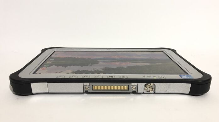 Защищенный планшет Panasonic Toughpad FZ-G1 MK1 / 10.1" (1920x1200) IPS Touch / Intel Core i5-3437U (2 (4) ядра по 1.9 - 2.9 GHz) / 4 GB DDR3 / 128 GB SSD / Intel HD Graphics 4000 / WebCam / Win 10 Pro