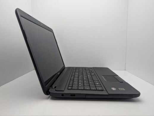 Ноутбук Toshiba Satellite C870D / 17.3" (1600x900) TN / AMD E1-1200 (2 ядра по 1.4 GHz) / 6 GB DDR3 / 120 GB SSD / AMD Radeon HD 7330, 1 GB GDDR3, 64-bit / WebCam