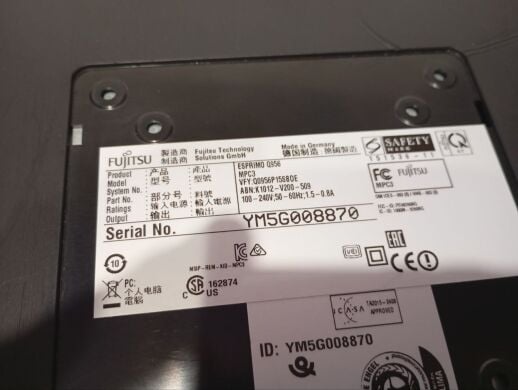 Неттоп Fujitsu Esprimo Q956 USFF / Intel Core i5-6500T (4 ядра по 2.5 - 3.1 GHz) / 8 GB DDR4 / 256 GB SSD / Intel HD Graphics 530 / Wi-Fi