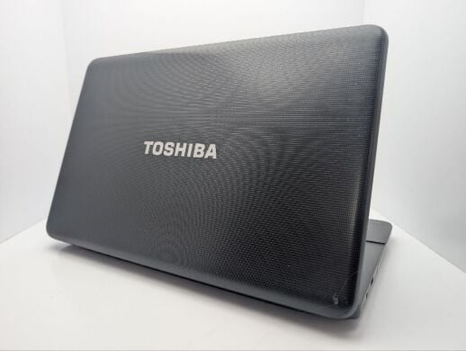 Ноутбук Toshiba Satellite C870D / 17.3" (1600x900) TN / AMD E1-1200 (2 ядра по 1.4 GHz) / 6 GB DDR3 / 120 GB SSD / AMD Radeon HD 7330, 1 GB GDDR3, 64-bit / WebCam
