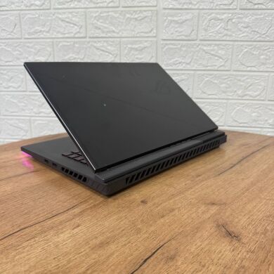 Ігровий ноутбук Б-клас Asus ROG Strix G16 G614JI / 16" (2560x1600) IPS / Intel Core i9-13980HX (24 (32) ядра по 4.0 - 5.6 GHz) / 32 GB DDR5 / 1000 GB SSD / nVidia GeForce RTX 4070, 8 GB GDDR6, 128-bit / WebCam