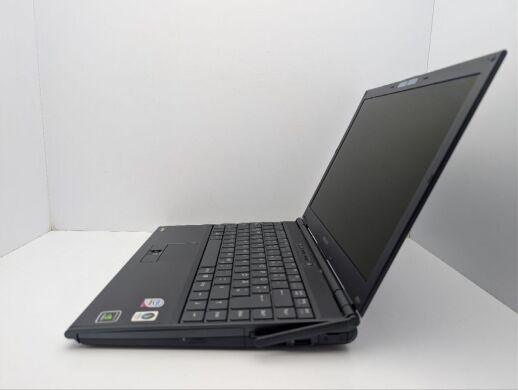 Ноутбук Sony Vaio VGN-SZ71WN / 14" (1280x800) TN / Intel Core 2 Duo T9300 (2 ядра по 2.5 GHz) / 4 GB DDR2 / 200 GB HDD / nVidia GeForce 8400M, 256 MB GDDR3, 128-bit / WebCam / DVD-ROM