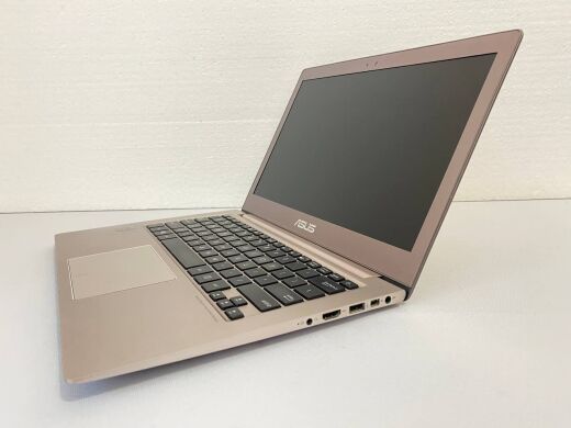 Ноутбук Б-клас Asus ZenBook UX303L / 13.3" (1366x768) TN / Intel Core i5-5200U (2 (4) ядра по 2.2 - 2.7 GHz) / 8 GB DDR3 / 128 GB SSD / Intel HD Graphics 5500 / WebCam