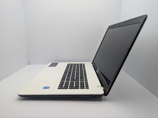 Ноутбук Asus F751M / 17.3" (1600x900) TN / Intel Pentium N3530 (4 ядра по 2.16 - 2.58 GHz) / 8 GB DDR3 / 120 GB SSD / Intel HD Graphics / WebCam / DVD-ROM