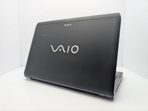 Ноутбук Sony VPC S13 / 13.3" (1366x768) TN / Intel Core i5-580M (2 (4) ядра по 2.6 - 3.3 GHz) / 6 GB DDR3 / 500 GB HDD / nVidia GeForce 310M, 512 MB GDDR3, 64-bit / WebCam / DVD-ROM