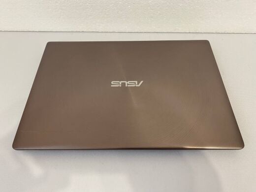 Ноутбук Б-клас Asus ZenBook UX303L / 13.3" (1366x768) TN / Intel Core i5-5200U (2 (4) ядра по 2.2 - 2.7 GHz) / 8 GB DDR3 / 128 GB SSD / Intel HD Graphics 5500 / WebCam