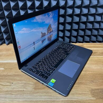 Ноутбук Asus A550L / 15.6" (1366x768) TN / Intel Core i7-4510U (2 (4) ядра по 2.0 - 3.1 GHz) / 8 GB DDR3 / 1000 GB HDD / nVidia GeForce 820M, 2 GB GDDR3, 64-bit / WebCam / DVD-ROM