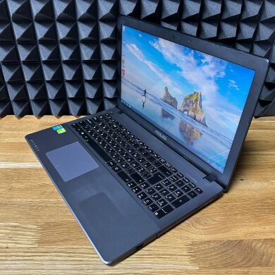 Ноутбук Asus A550L / 15.6" (1366x768) TN / Intel Core i7-4510U (2 (4) ядра по 2.0 - 3.1 GHz) / 8 GB DDR3 / 1000 GB HDD / nVidia GeForce 820M, 2 GB GDDR3, 64-bit / WebCam / DVD-ROM