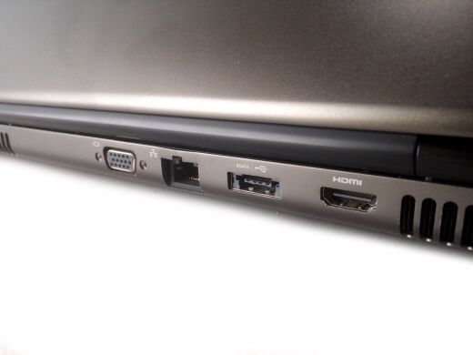 Dell Precision M4700 / 15,6" (1920x1080) TN / Intel Core i7-3740QM / 8 GB DDR3 / 240 GB SSD / ATI Radeon HD 7770M 1 GB / WEB Camera / Slim DVD-RW / DP
