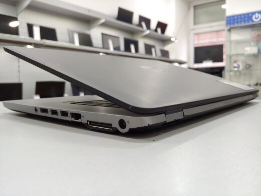 Ноутбук HP Elitebook 850 G2 / 15.6" (1366x768) TN / Intel Core i5-5200U (2 (4) ядра по 2.2 - 2.7 GHz) / 4 GB DDR3 / 500 GB HDD / WebCam