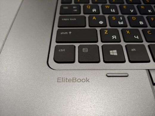 Ноутбук HP Elitebook 850 G2 / 15.6" (1366x768) TN / Intel Core i5-5200U (2 (4) ядра по 2.2 - 2.7 GHz) / 4 GB DDR3 / 500 GB HDD / WebCam