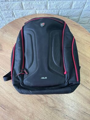 Ігровий ноутбук Asus ROG Strix GL702VI / 17.3" (1920x1080) IPS / Intel Core i7-7700HQ (4 (8) ядра по 2.8 - 3.8 GHz) / 32 GB DDR4 / 256 GB SSD M.2 + 2000 GB HDD / nVidia GeForce GTX 1080, 8 GB GDDR5X, 256-bit / WebCam