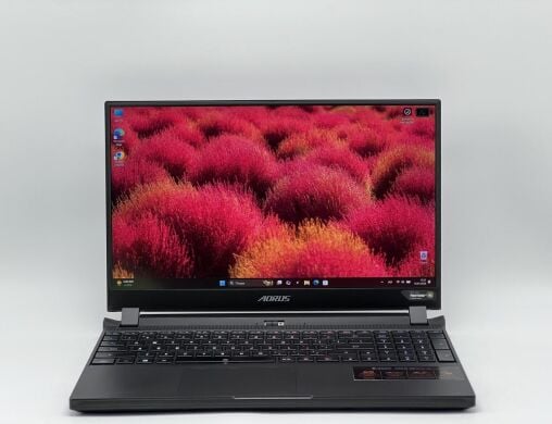 Игровой ноутбук Б-класс Gigabyte Aorus 15G YC / 15.6" (1920x1080) IPS / Intel Core i7-10870H (8 (16) ядер по 2.2 - 5.0 GHz) / 32 GB DDR4 / 480 GB SSD NVMe / nVidia GeForce RTX 3080, 16 GB GDDR6, 256-bit / WebCam Игровой ноутбук Б-класс Gigabyte Aorus 15G YC / 15.6" (1920x1080) IPS / Intel Core i7-10870H (8 (16) ядер по 2.2 - 5.0 GHz) / 32 GB DDR4 / 480 GB SSD NVMe / nVidia GeForce RTX 3080, 16 GB GDDR6, 256-bit / WebCam