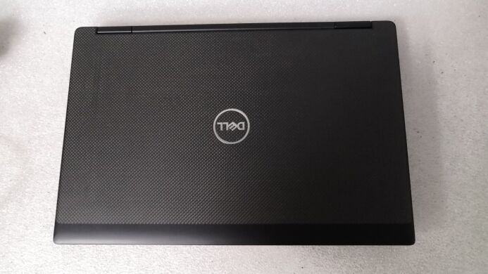 Игровой ноутбук Dell Precision 7530 / 15.6" (1920х1080) IPS / Intel Core i7-8750H (6 (12) ядер по 2.2 - 4.1 GHz) / 16 GB DDR4 / 512 GB SSD / nVidia Quadro P1000, 4 GB GDDR5, 128-bit / WebCam / NO ODD