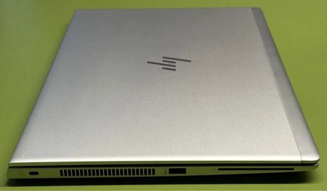 Игровой ноутбук HP EliteBook 840 G6 / 14" (1920x1080) IPS Touch / Intel Core i7-8650U (4 (8) ядра по 1.9 - 4.2 GHz) / 16 GB DDR4 / 256 GB SSD M.2 / AMD Radeon RX 540, 2 GB GDDR5, 128-bit / WebCam