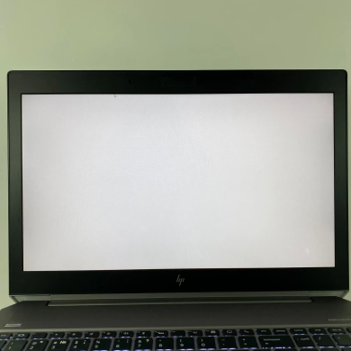 Мобільна робоча станція Б-клас HP zBook 15 G5 / 15.6" (1920x1080) IPS / Intel Xeon E-2176M (6 (12) ядер по 2.7 - 4.4 GHz) / 16 GB DDR4 / 500 GB SSD / nVidia Quadro P2000, 4 GB GDDR5, 128-bit / WebCam / TouchID