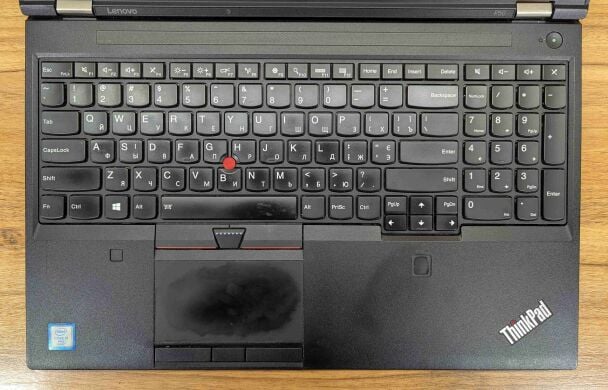 Мобільна робоча станція Lenovo ThinkPad P50 / 15.6" (1920x1080) IPS / Intel Core i7-6820HQ (4 (8) ядра по 2.7 - 3.6 GHz) / 32 GB DDR4 / 512 GB SSD / nVidia Quadro M2000M, 4 GB GDDR5, 128-bit / WebCam / TouchID / Windows 10