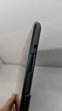 Ноутбук-трансформер Б-клас Lenovo ThinkPad Helix 20CH / 11.6" (1920x1080) TN Touch / Intel Core M-5Y10 (2 (4) ядра по 0.8 - 2.0 GHz) / 8 GB DDR3 / 256 GB SSD / Intel HD Graphics 5300 / WebCam / LTE / Windows 10 Pro + Клавіатура