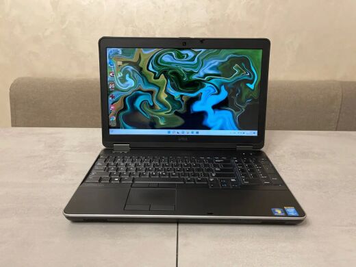 Ноутбук Dell Latitude E6540 / 15.6" (1366x768) TN / Intel Core i5-4310M (2 (4) ядра по 2.7 - 3.4 GHz) / 8 GB DDR3 / 128 GB SSD / Intel HD Graphics 4600 / WebCam / DVD-RW / HDMI