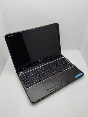 Ноутбук Dell N5110M / 15.6" (1366x768) TN / Intel Core i3-2350M (2 (4) ядра по 2.3 GHz) / 6 GB DDR3 / 320 GB HDD / nVidia GeForce GT 525M, 1 GB GDDR3, 128-bit / WebCam