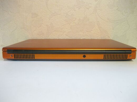 Ноутбук Dell Precision M6400 / 17" (1920x1200) TN LED / Intel Core 2 Quad Q9300 (4 ядра по 2.5 GHz) / 8 GB DDR3 / 128 GB SSD+500 GB HDD / nVidia Quadro FX 3700M, 1 GB GDDR3, 256-bit / WebCam / DVD-RW / Fingerprint