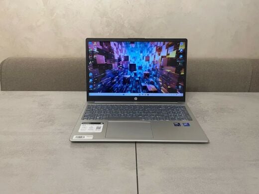 Ноутбук HP 15-FD1008CL / 15.6" (1920x1080) IPS / Intel Core Ultra 7 155H (16 (22) ядер по 1.4 - 4.8 GHz) / 16 GB DDR5 / 512 GB SSD M.2 / Intel Arc Graphics / WebCam / HDMI
