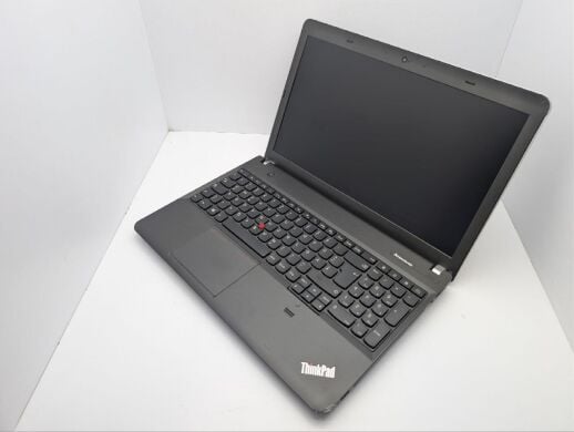 Ноутбук Lenovo ThinkPad E540 / 15.6" (1366x768) TN / Intel Core i5-4200M (2 (4) ядра по 2.5 - 3.1 GHz) / 8 GB DDR3 / 320 GB HDD / Intel HD Graphics 4600 / WebCam / DVD-ROM