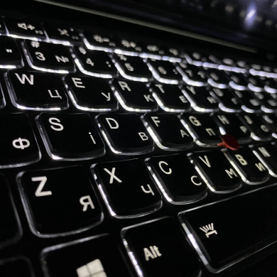 Ультрабук Б-клас Lenovo ThinkPad T450s / 14" (1366x768) TN / Intel Core i5-5300U (2 (4) ядра по 2.3 - 2.9 GHz) / 12 GB DDR3 / 256 GB SSD / Intel HD Graphics 5500 / WebCam / SIM